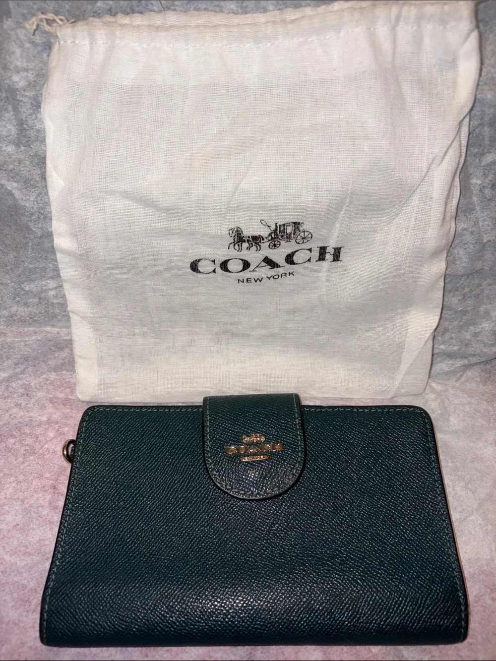 COACH Dark Green Pebbled Leather Wallet with Gold Logo EUC